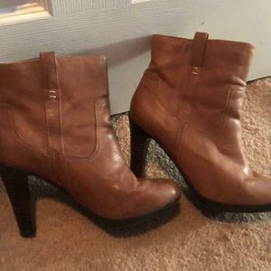 Kenneth Cole ankle boots